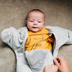 Tommee Tippee Pip 2.5 Tog Sleeping Bag -CYBEX || Joie || Done by Deer Sales Store tommee tippee pip 2.5 tog sleeping bag 4